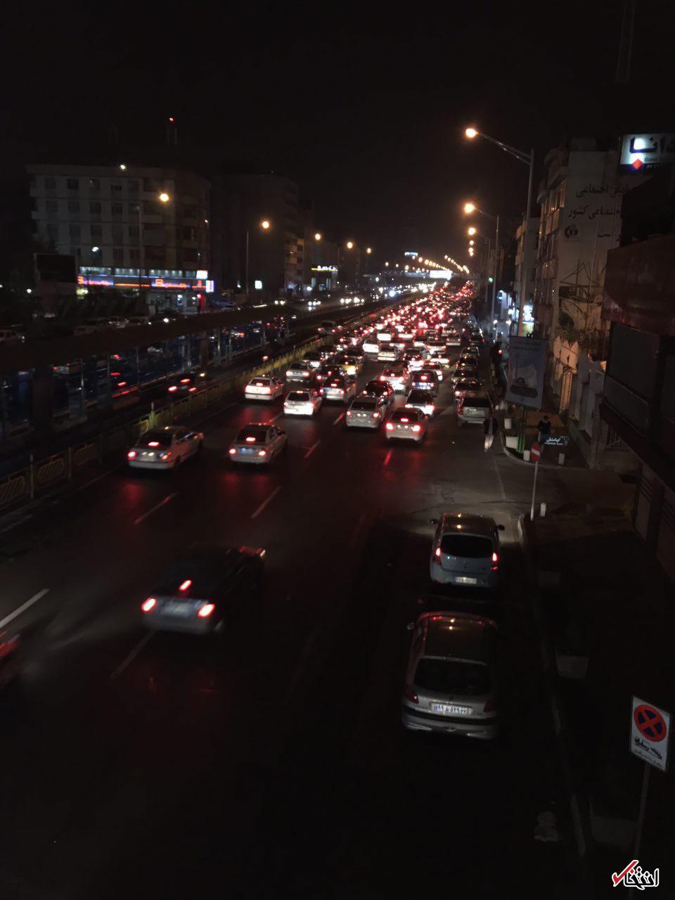 فوری/ وقوع زلزله 4.2 ریشتری در تهران و کرج+ جزئیات / زلزله در ورامین، اسلامشهر و قم احساس شد / مدیریت بحران: مردم نگران نباشند / پلیس تهران: در حال حاضر وضعیت شهر آرام است / تشکیل صف های طولانی در چندین پمپ بنزین تهران / سازمان امداد و نجات: مردم تهران خونسردی خود را حفظ کنند / پلیس فتا: به شهروندان تاکید می&zwnj;شود به شایعات مجازی توجهی نکنند