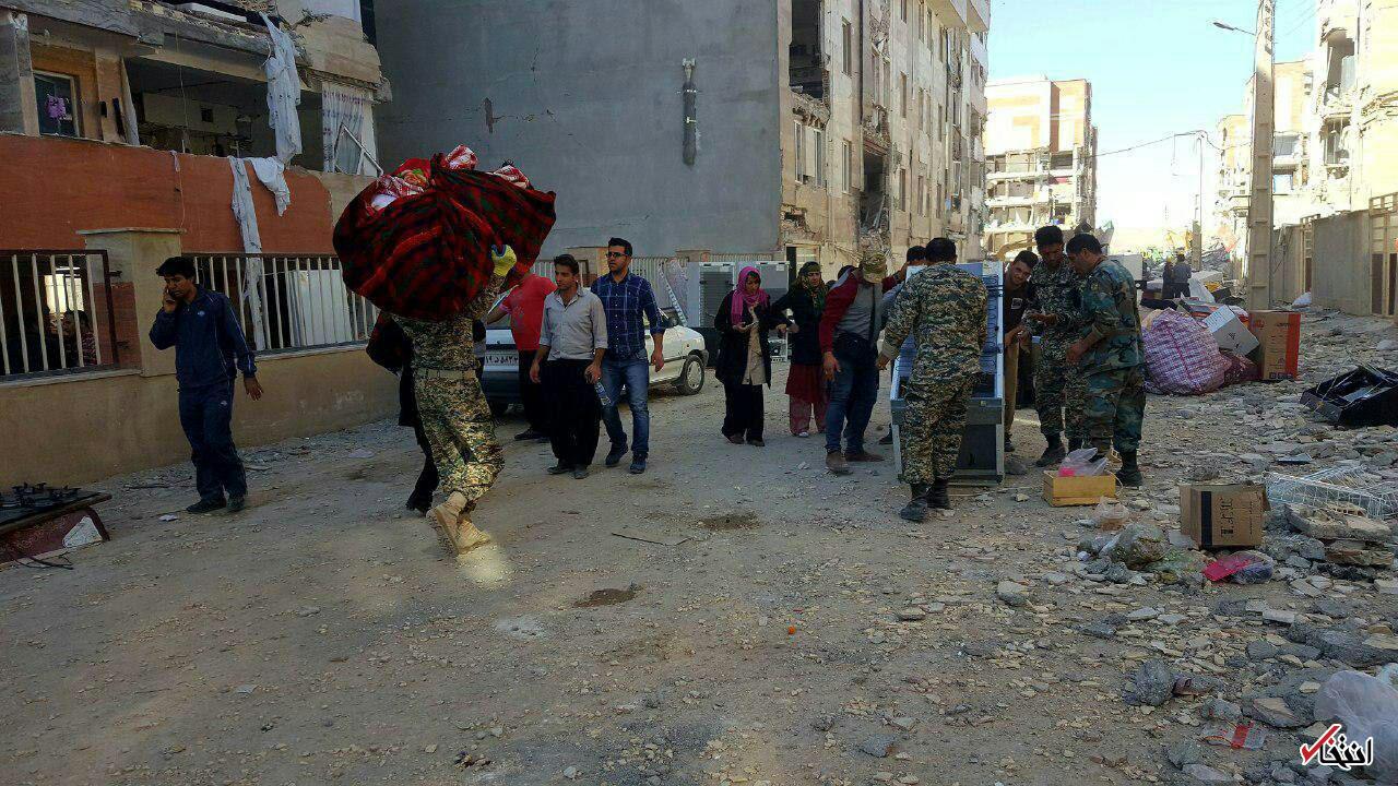 دفن بدون مجوز 100 نفر در زلزله کرمانشاه؛ آمار کشته&zwnj;ها دست کم 530 نفر/ ۱۲ هزار خانه صددرصد تخریب شده اند / سازمان امداد و نجات: بعید است کسی زیر آوار مانده باشد / توزیع ۸۳ هزار چادر و ۱۰۰ هزار تخته پتو +فیلم