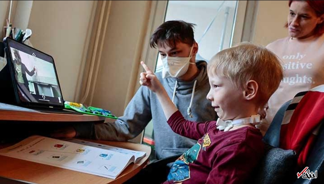 ربات آواتاری که به جای پسر بیمار آلمانی به مدرسه می&zwnj;رود+تصاویر