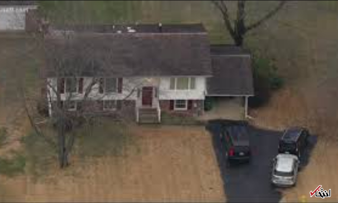 کشف پیکر بی جان یک مرد در احاطه بیش از ۱۰۰ مار!