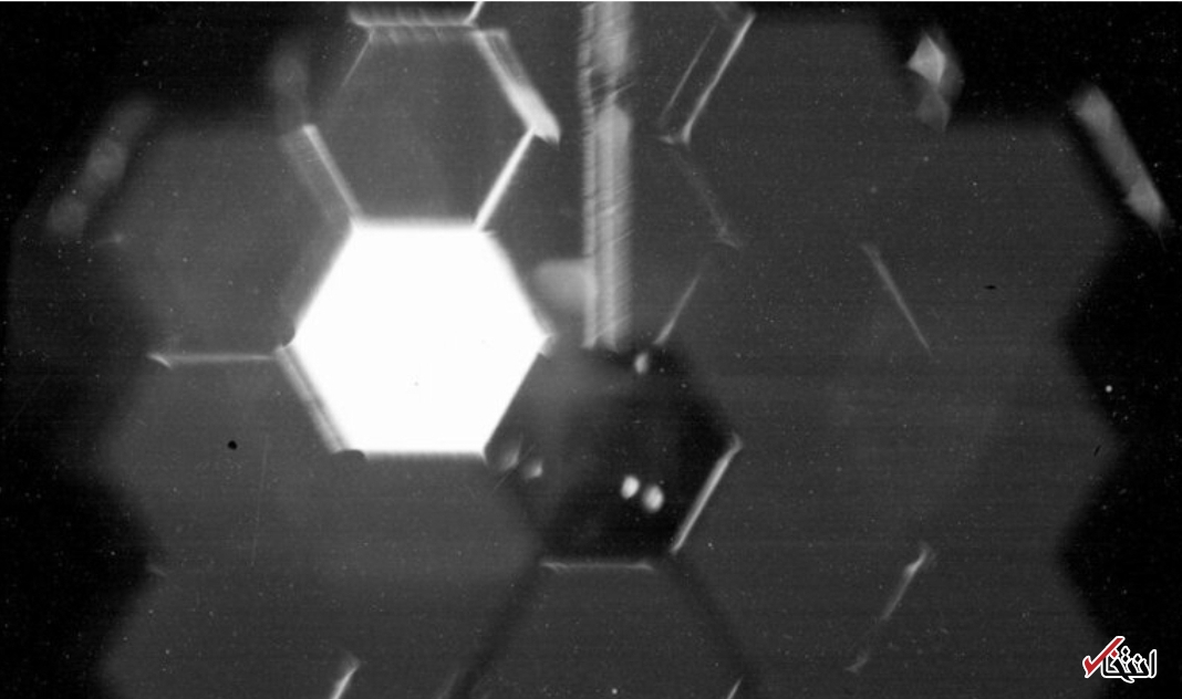 سلفی غیرمنتظره تلسکوپ وب، از فاصله ۱.۵ کیلومتری منتشر شد