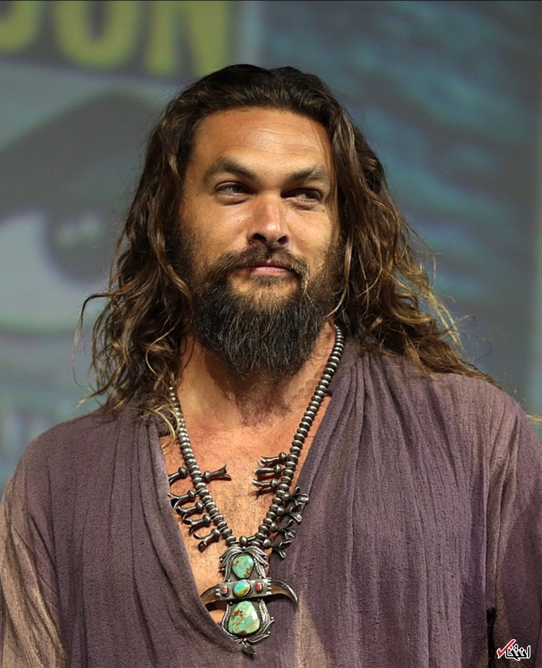 ادب شدن مرد مست توسط بازیگر مشهور