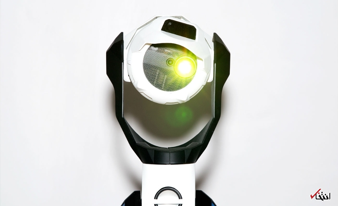 ربات پروژکتوری که راه می&zwnj;رود+تصاویر