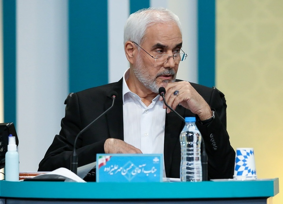 محسن رضایی: کسانی که نمی&zwnj;خواهند تا پایان انتخابات بمانند، باید اعلام کنند / با برنامه من یک فقیر هم در ایران پیدا نخواهد شد / رئیسی: در جلسه قبل بداخلاقی شد؛ اجازه داده شد که من دفاع کنم، اما من به مردم واگذار می&zwnj;کنم / همتی: نسبت به شیوه مناظره نقد دارم؛ مثل مسابقه هفته است / انتخاب بین بد و بدتر نیست؛ انتخاب بین فردی است که در&zwnj;ها را به روی کنشگران می&zwnj;بندد و فردی که در&zwnj;ها را به روی کنشگران باز می&zwnj;کند / زاکانی: نماینده دولت روحانی اینجاست و حاضر به مناظره نیست