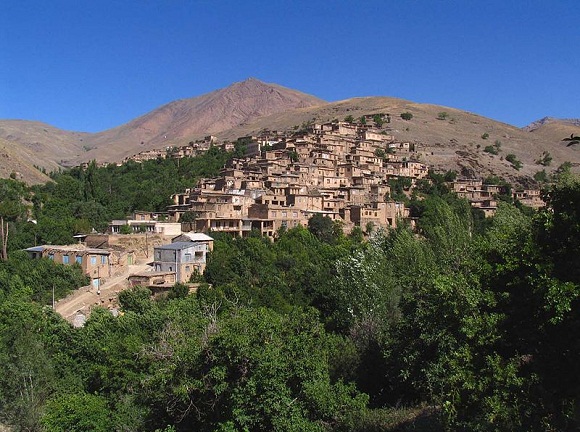 سفرنامه ناصرالدین‌شاه به خراسان، جمعه ۲۴ خرداد ۱۲۴۶؛ امروز باید رفت از قدم‌گاه به دیزآباد / عصری قُرُق شد، گربه‌ها، سوسمارها و غیره بازی می‌کردند