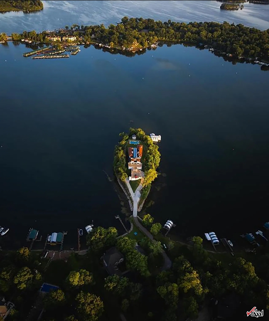 جزیره خصوصی۱۵ میلیون دلاری با امکانات ویژه+تصاویر