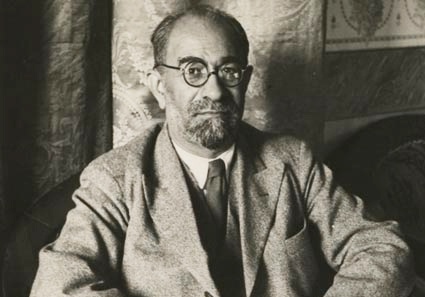 قسمت ۷/ تهدیدات اعتمادالسلطنه پدرم را مجبور کرد در اداره‌ی او بماند